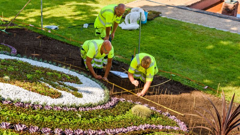 Local Garden Landscaping pros at work